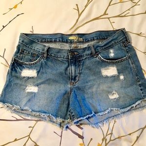 Old Navy Diva cut-off denim shorts